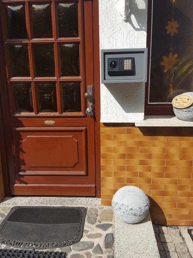 Monteurwohnung Aroba Fehrenbach Екстериор снимка