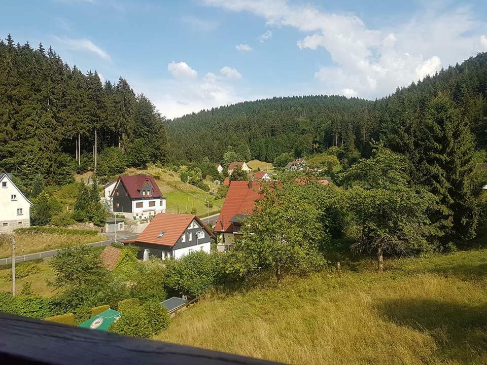Monteurwohnung Aroba Fehrenbach Екстериор снимка