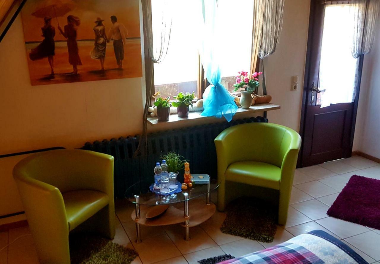 Monteurwohnung Aroba Fehrenbach Екстериор снимка